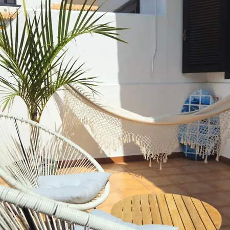 Casa Leocadia Tenerife 펜션 *